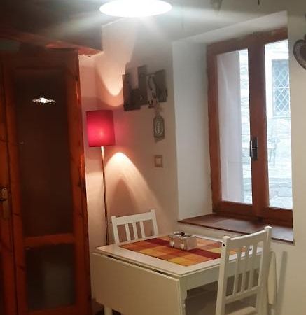 Ca' Du Barbe: Tra Le Alpi E Il Mare Villa Mendatica Luaran gambar